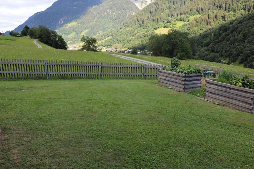 Ferienwohnung Fuer 5 Personen In Cumpadials, Inmitten Der Surselva Sumvitg Kültér fotó